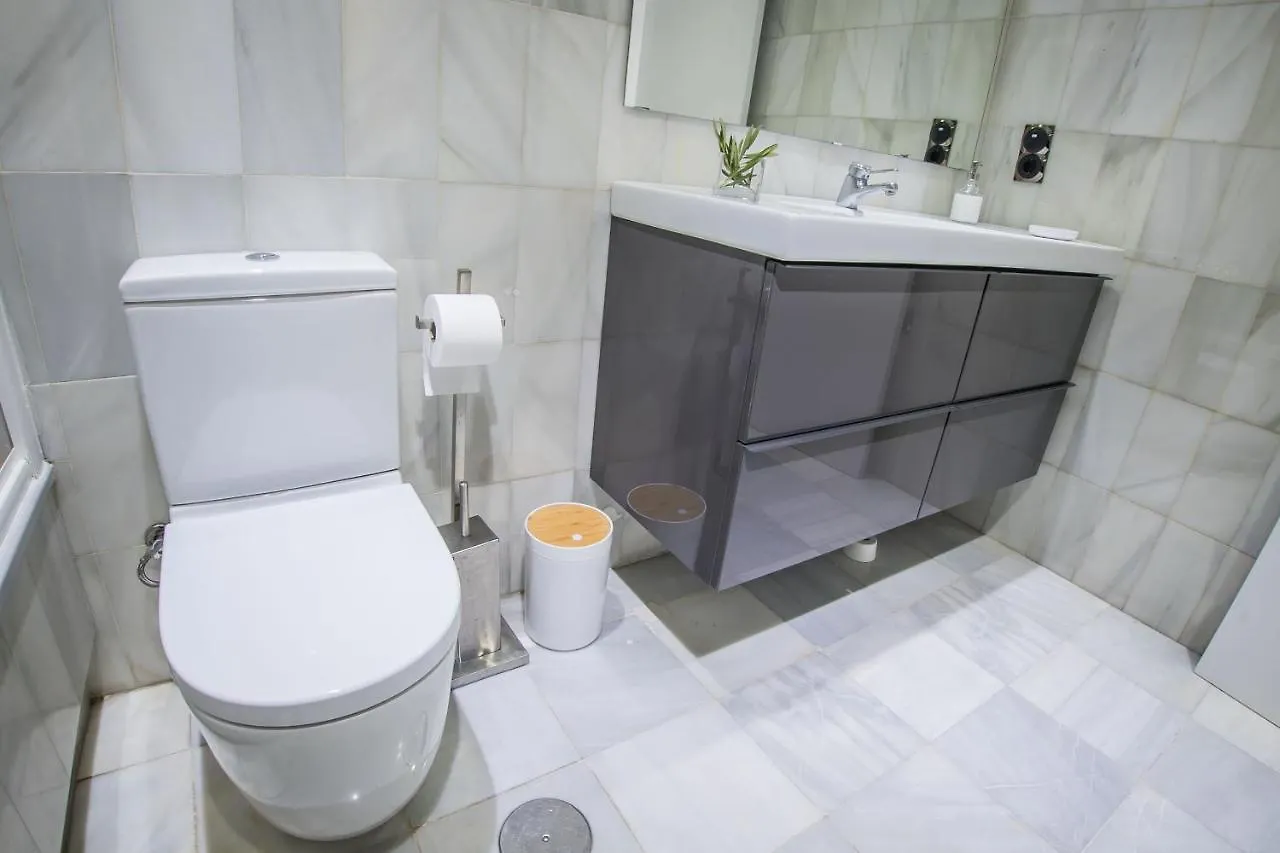 Ibericabeds Rejas Design Apartment Granada