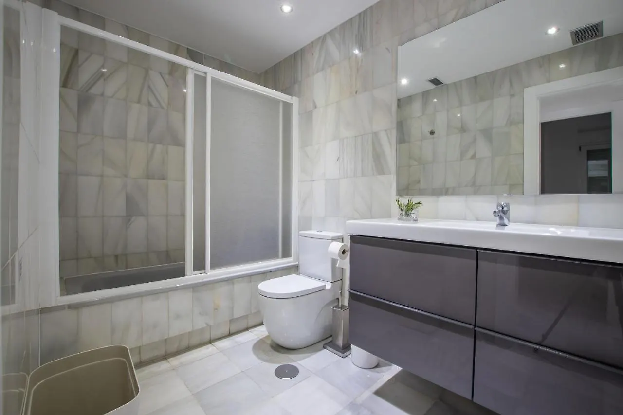 Ibericabeds Rejas Design Apartment Granada